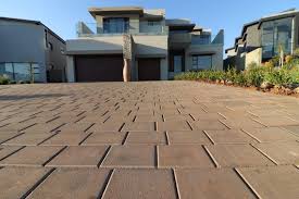 Best Permeable Paver Driveways  in Des Moines, IA